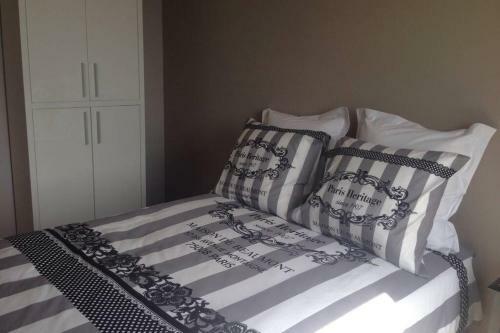 Luxury 2bed Apartment City Center -free Parking
