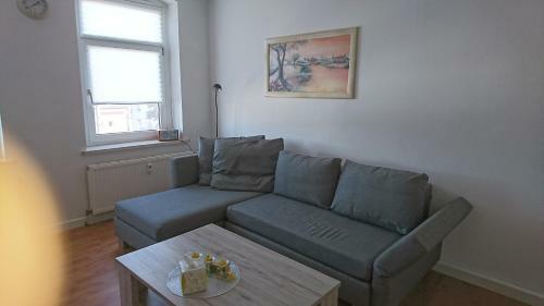 Apartamento Sch�ne 2 Zimmer Wohnung Halle Ammendorf