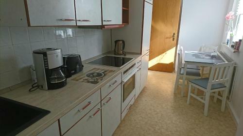 Apartamento Sch�ne 2 Zimmer Wohnung Halle Ammendorf