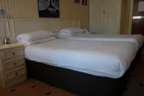 Hotel Celebrity