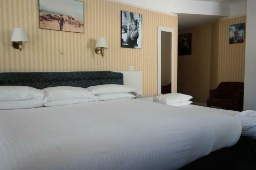 Hotel Celebrity