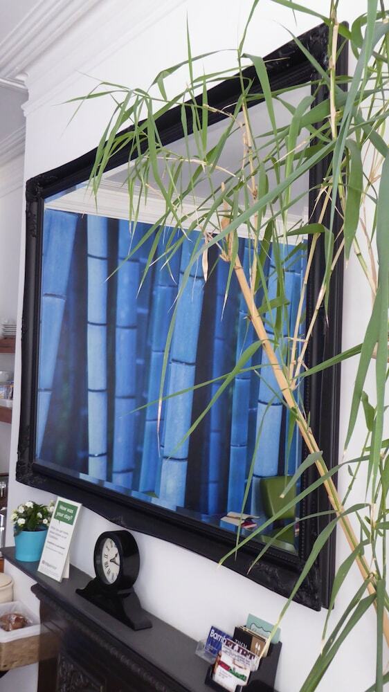Hostal Bamboo Guesthouse