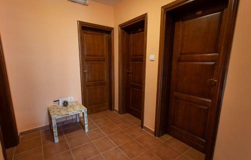 Hostal Apartments Mery
