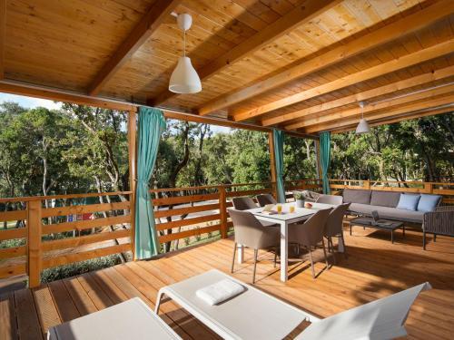 Holiday Home Mon Perin - Roj610