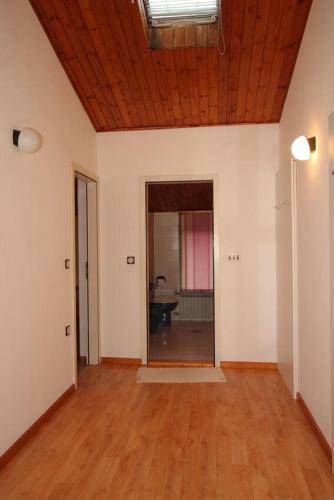 Apartments With A Parking Space Manjadvorci, Marcana - 7445