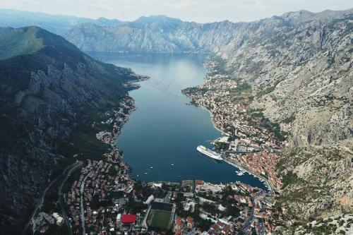 Apartamento 2bd Modern Apt W/ Kotor Old Town & Bay Views