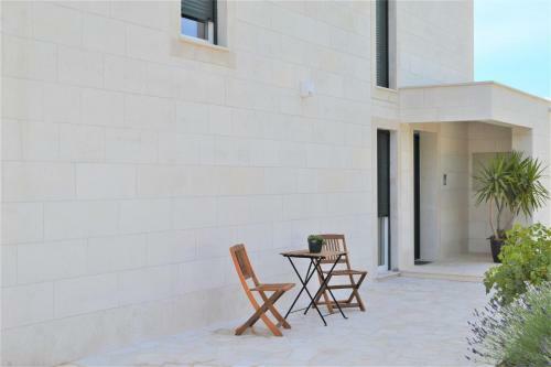 Villa -3 Apartments With A Pool