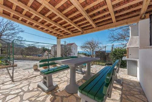 Apartment Ana Chill In Bast