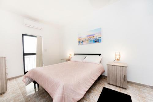 Central 3 Bedroom Entire Apartment Msida