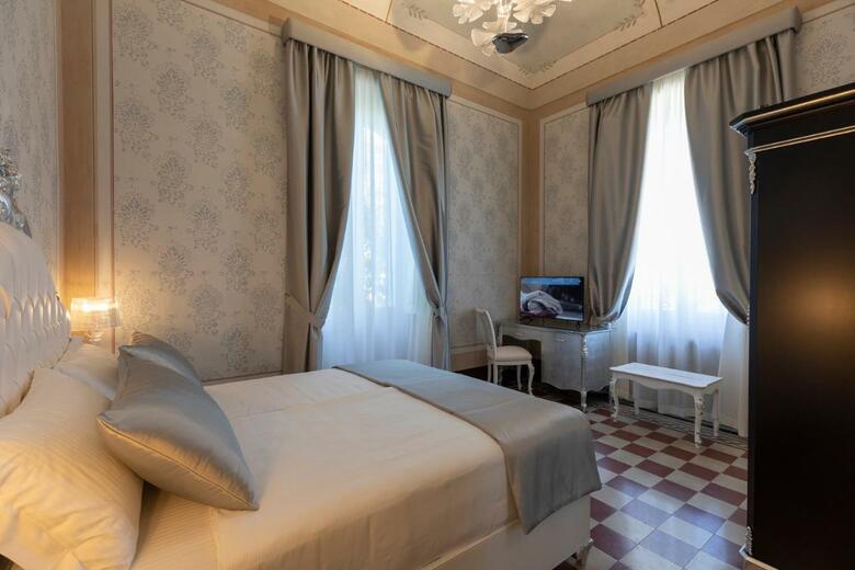 Hostal Luxury Liberty House