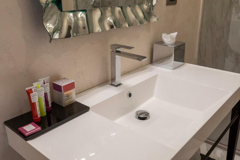 Hostal Luxury Liberty House