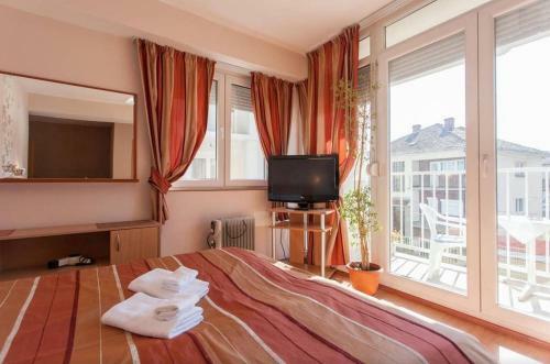 de Lux Apartments Kosta