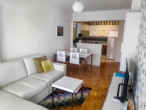 Apartment 36 - 2min To Lake And Old Town