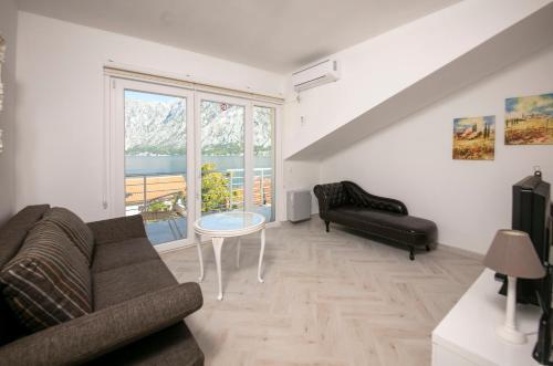 Apartamento Luxury Seafront Flat Perzagno 2