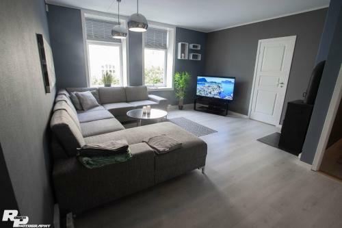 Modern Apartment With 3 Bedrooms Aalesund Sentrum
