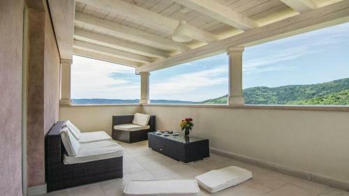 Hostal Villa Over The Hilltop