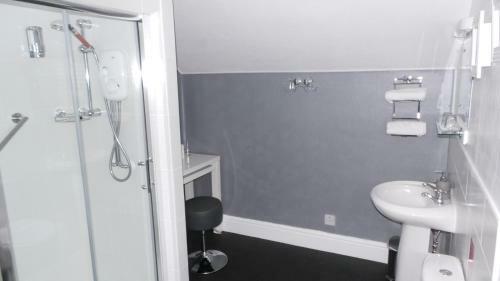 Colbourn Hotel