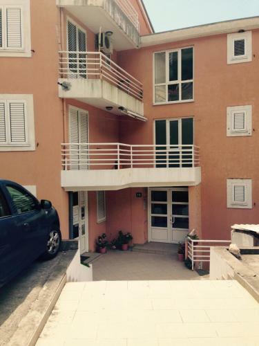 Home Apartment Petrovac
