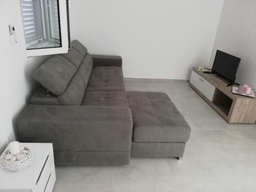 Luna Apartment