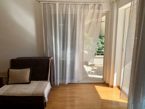 Sunday Apartment Petrovac
