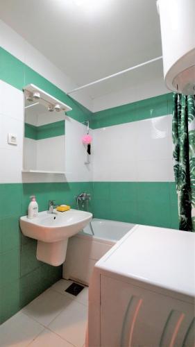 Petrovac Mmdda ( Front Beach Apartment )