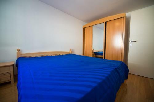 Apartments Karlo