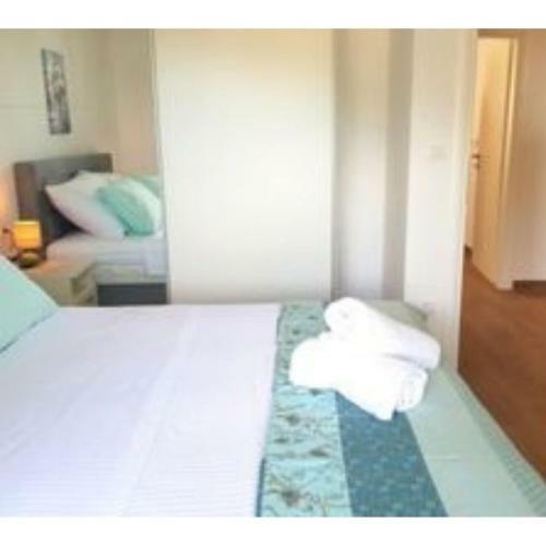 Apartmanska Ku?a Sa Bazenom - Ba?ka Voda