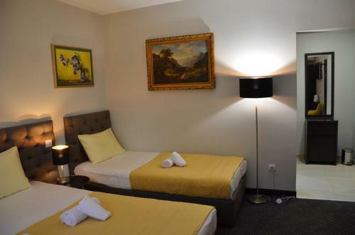 Ars Square Apartments