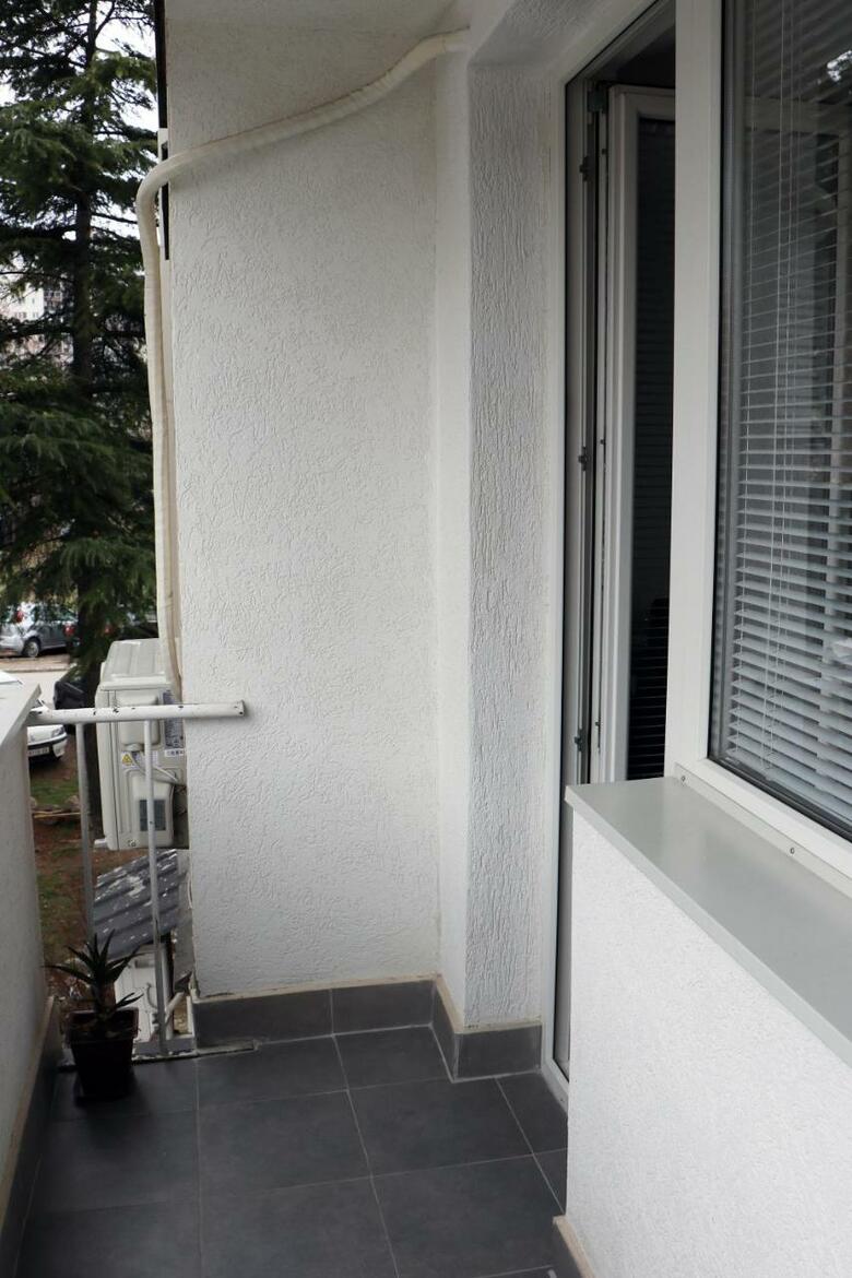 Spacious Modern Apartment Kisela Voda