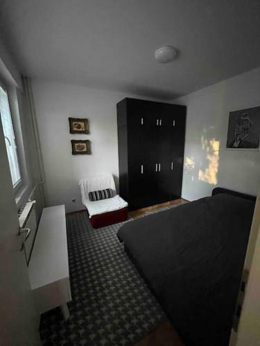 Piano Apartment With Garden In Aerodrom