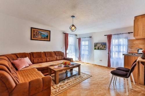 Hostal Apartmani Akvadukt - Apartment Akvadukt