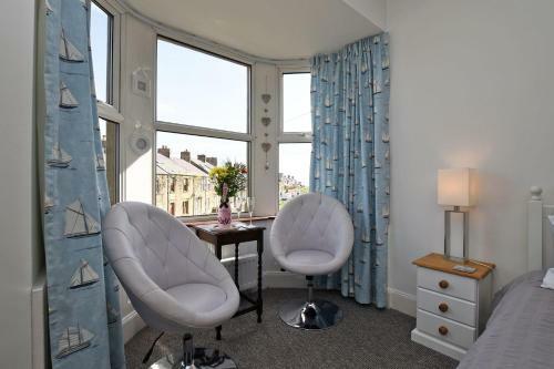 Seashell House With Sea Views And Free Gym Pool Pass