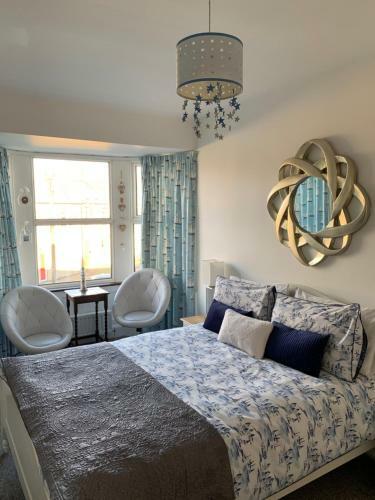 Seashell House With Sea Views And Free Gym Pool Pass