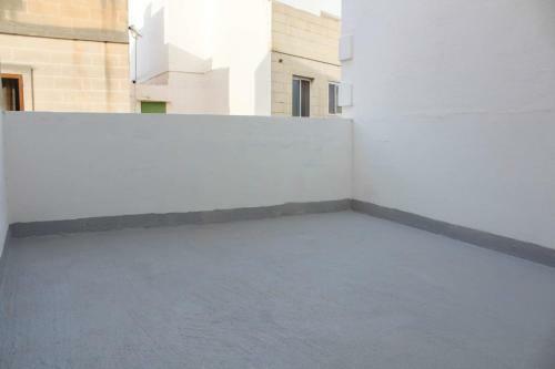 Sliema Town House Close To Balluta