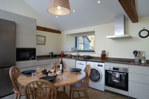 Rural - Grasmere - Cottage - 2 Bedrooms - Exceptional Views - Stunning Location