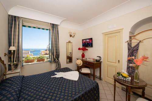 Hostal Residenza Del Duca Rooms & Apartments
