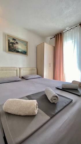 Dusan Apartments