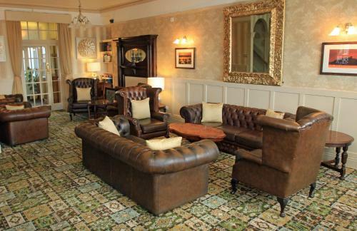 The Lion Hotel