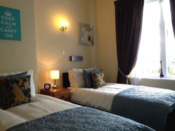 Hostal Cranborne Guest Accommodation