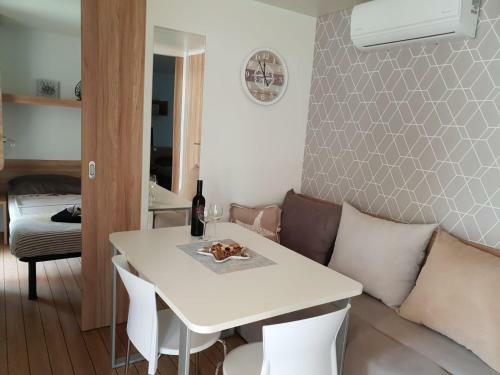 Mobile Home Starfish I Camp Soline