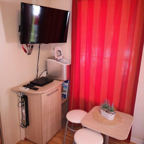 Mobilheim Luna 32 M2 Camping Park Soline