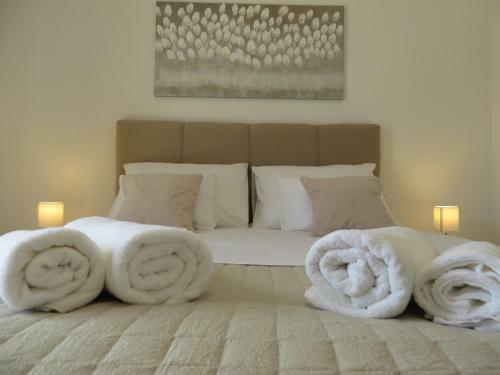 M&l Holliday Home