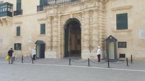 Valletta Main Street Apartment