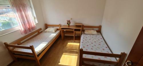 Deluxe 2 Bedroom Apartment