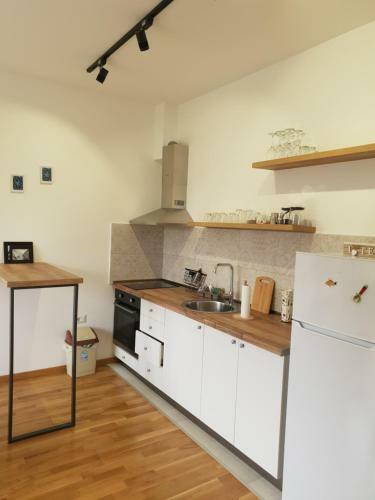 Gina And Nia Apartments