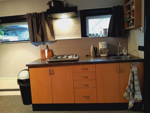 B&B / Vakantiehuis Aan Het Bos Met Hottub