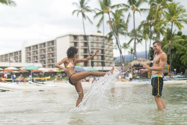 Hotel Courtyard By Marriott King Kamehameha's Kona Beach