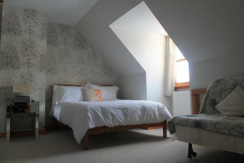 Bed & Breakfast Burnroy House