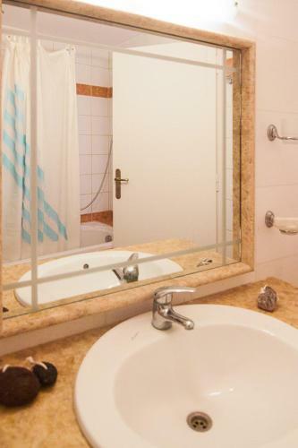 Sarris Villa, A Country Side Villa!