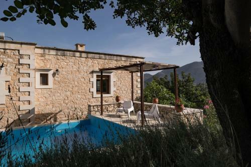 Villa Koules Estate, Simplicity & Natural!